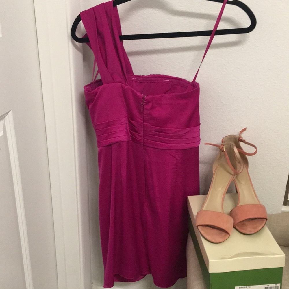 ✨ Moving sale 🚗- BCBG Maxazaria Hot Pink One Shoulder Palais Dress, 4 - Picture 9 of 11